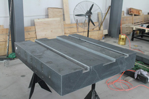 [花崗巖機械構(gòu)件]花崗巖機械構(gòu)件的使用范圍以及材質(zhì)介紹！